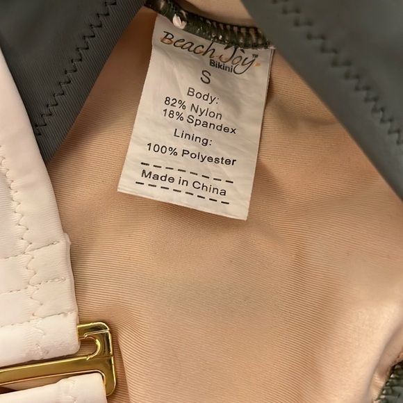 Juniors‎ Beach Joy Bikini Top | Small - Picture 2 of 2